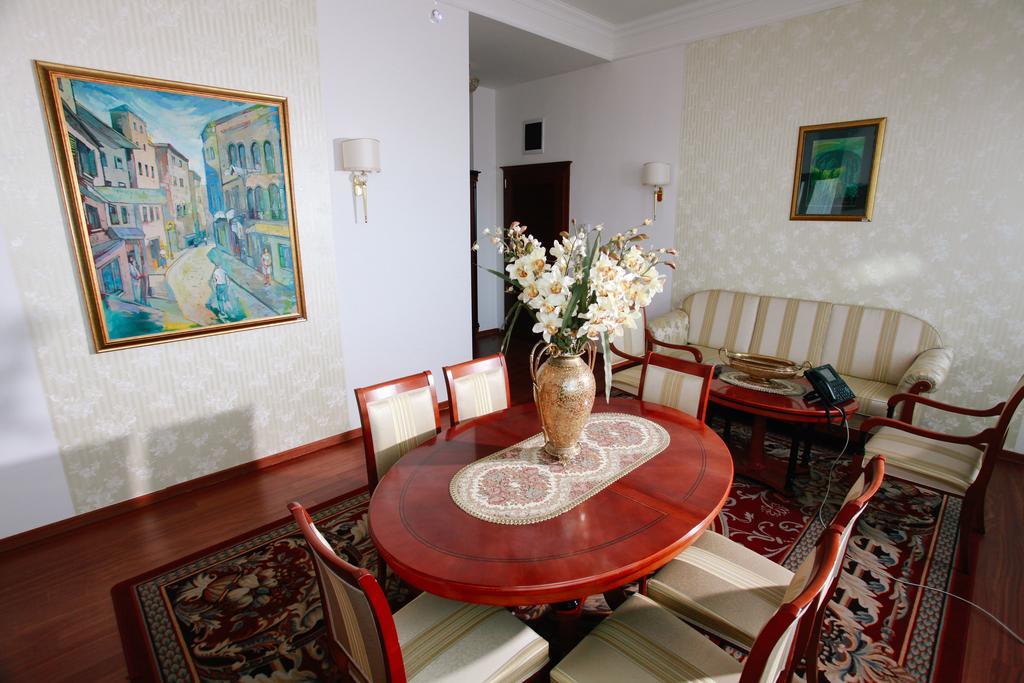 Apart-Hotel Integra Banja Luka Habitación foto